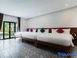Standard Triple Family room