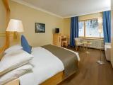 Standard room with land view