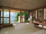 Villa with balcony and oceanfront