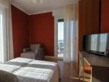 Standard Double room with lake view