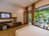 Bungalow with balcony and with pool view