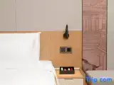 Standard Twin room with garden view