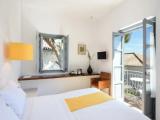 Superior Sextuple room