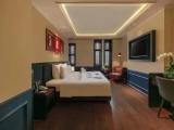 Junior Double room with city view