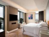 Presidential Club Suite