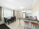 3 Bedrooms Sextuple Apartment
