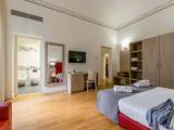 Deluxe Suite with balcony