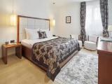 Deluxe room with city view