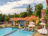 Deluxe Double room with pool view