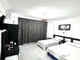 Standard room with city view
