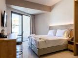 Double room with pool view