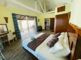 2 Bedrooms Villa beachfront