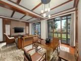 1 Bedroom Club Suite with garden view