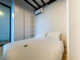 2 Bedrooms Standard Duplex room with pool view