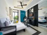 Standard Triple room with city view