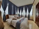 3 Bedrooms Apartment