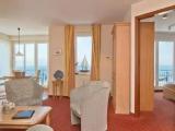 2 Bedrooms Apartment with sea view