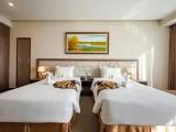 Standard Triple room with view