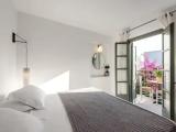Studio with balcony and with street view