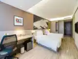 Standard Twin room with lake view