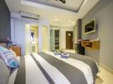 Standard room with pool view