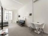 Suite with balcony and with city view