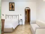 Standard Triple room with sea view