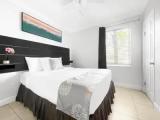 Deluxe Double room with partial ocean view