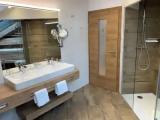 1 Bedroom Deluxe Suite with balcony