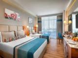 Standard room with partial sea view