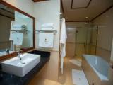 Executive Double room with lake view