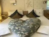 1 Bedroom Standard Suite with lake view
