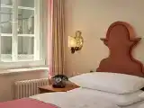 2 Bedrooms Double Suite