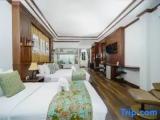 Deluxe Triple room with view