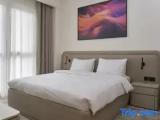 1 Bedroom Apartment with garden view