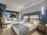 Standard room with partial sea view