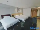 Business Triple room