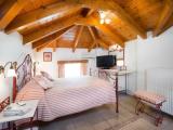 1 Bedroom Suite with balcony and with partial sea view