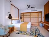 Deluxe Double room with balcony and with partial sea view