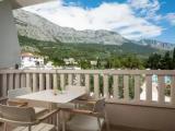 1 Bedroom Apartment with partial sea view