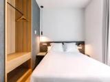Standard Sextuple room