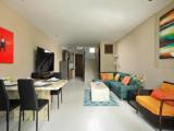 Executive Suite with pool view