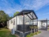 3 Bedrooms Sextuple Villa
