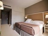 Standard room with partial sea view