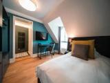 Historic customized in Baroque Style Single room