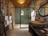 Royal Double room with balcony and with mountain view