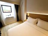 Deluxe Double Attic room