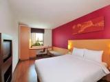 Standard Double room with river view