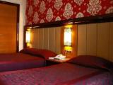 Standard room with balcony and with partial sea view