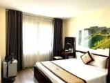 Deluxe Double room with city view